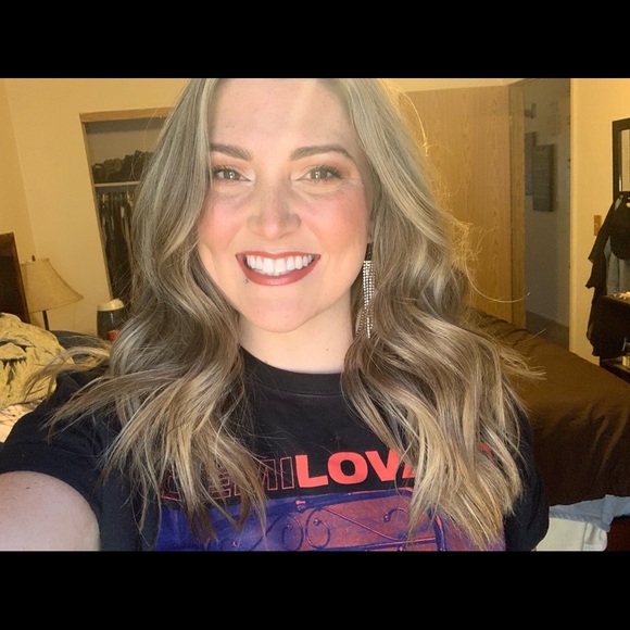 Meet your Posher, Erica - Picture 5 of 16